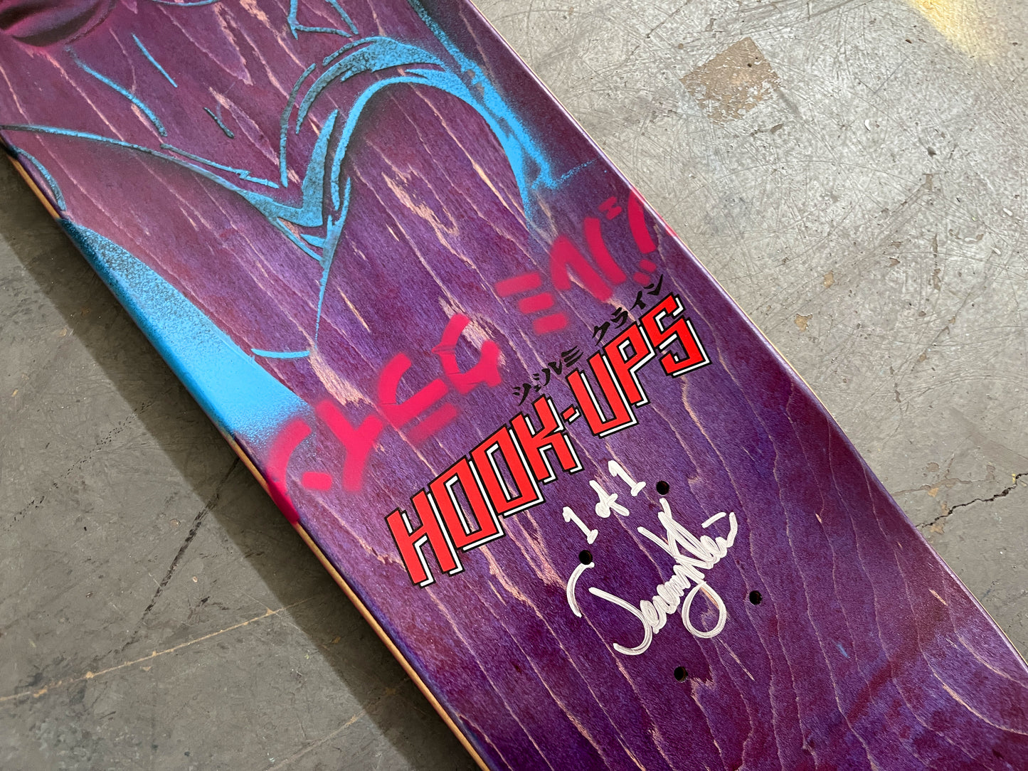 iria hunter 7.5 X 31.75 ANODIZED BLUE/PURPLE MIXED PROCESS SIGNED 1 of 1