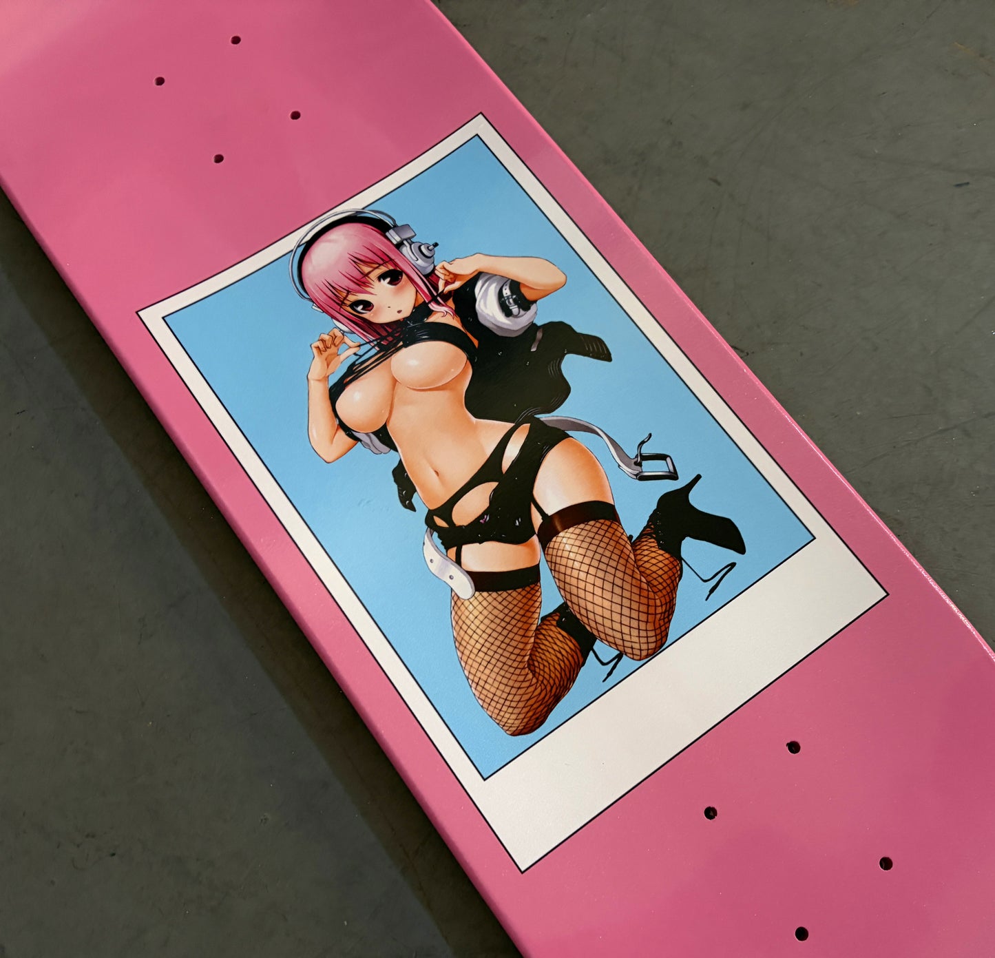 sonico 8.5 X 32.25 SPARKLE PINK DIPPED