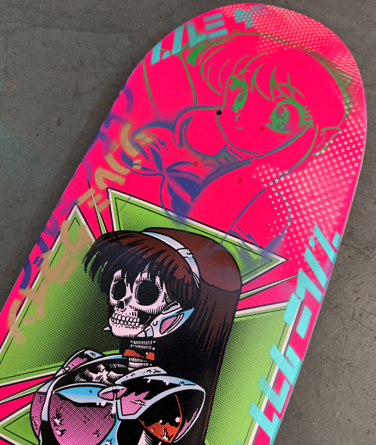 dream hawk FLOURESCENT PINK/BLACK/GOLD 9.5 X 31.75 1 OF 1