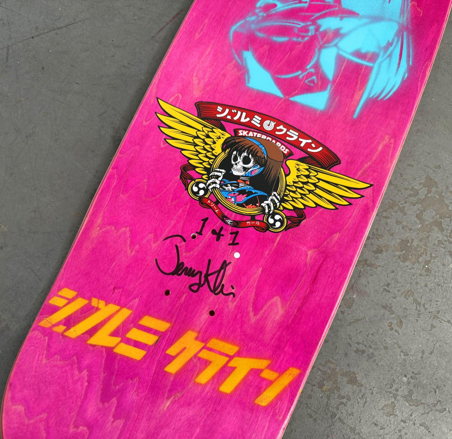 dream hawk FLOURESCENT PINK/BLACK/GOLD 9.5 X 31.75 1 OF 1