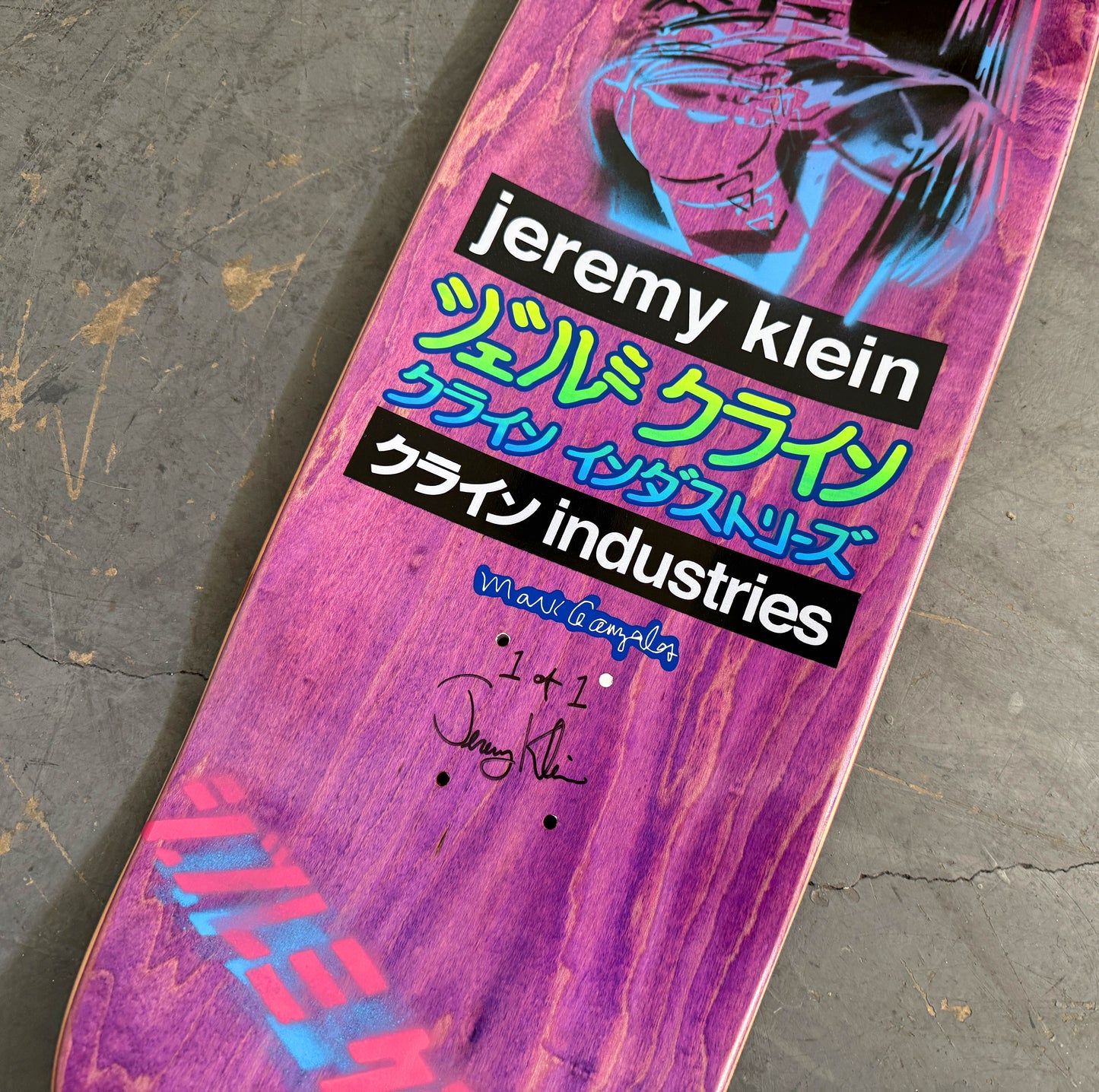 gonz dream girl BRIGHT WHITE/PINK/BLUE 9.5 X 31.75 1 OF 1