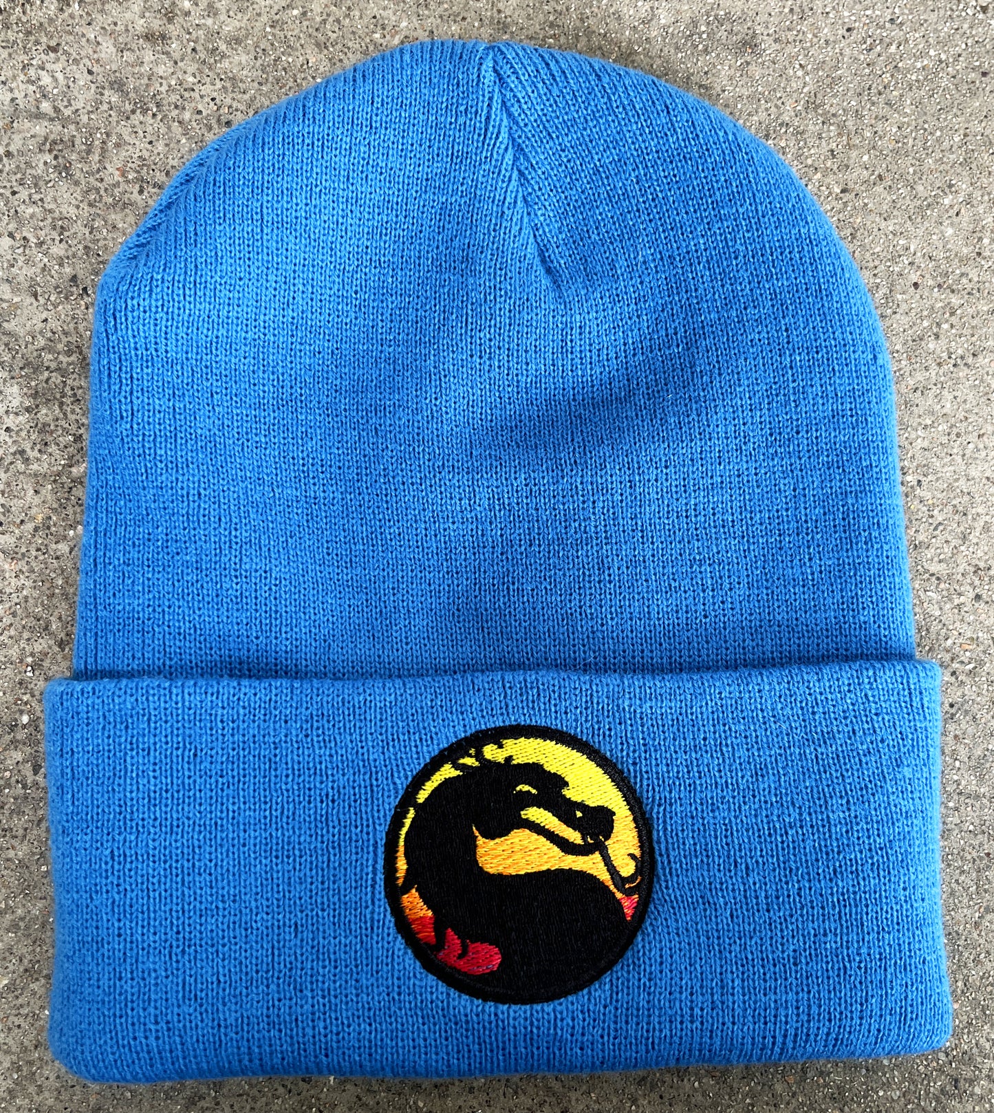 dragon embroidered beanie - BLUE