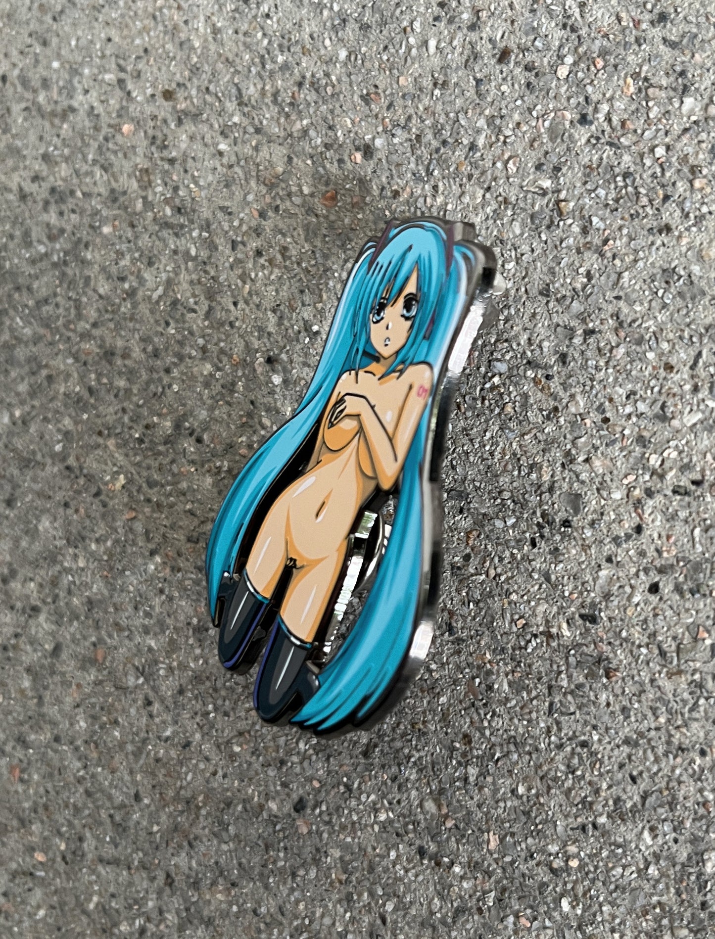hatsune black nickel enamel pin