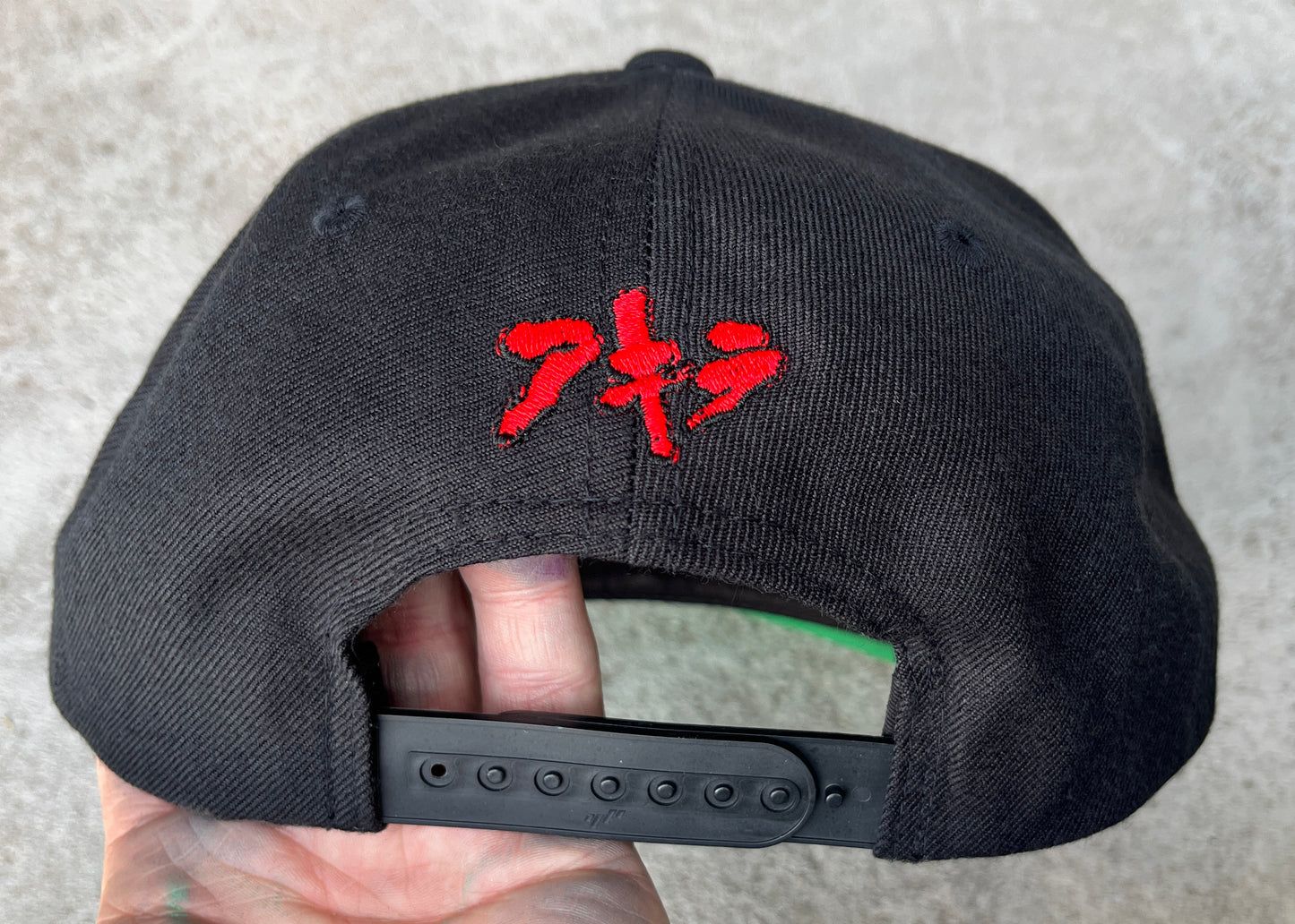 tetsuo vs kaneda embroidered snapback hat - BLACK