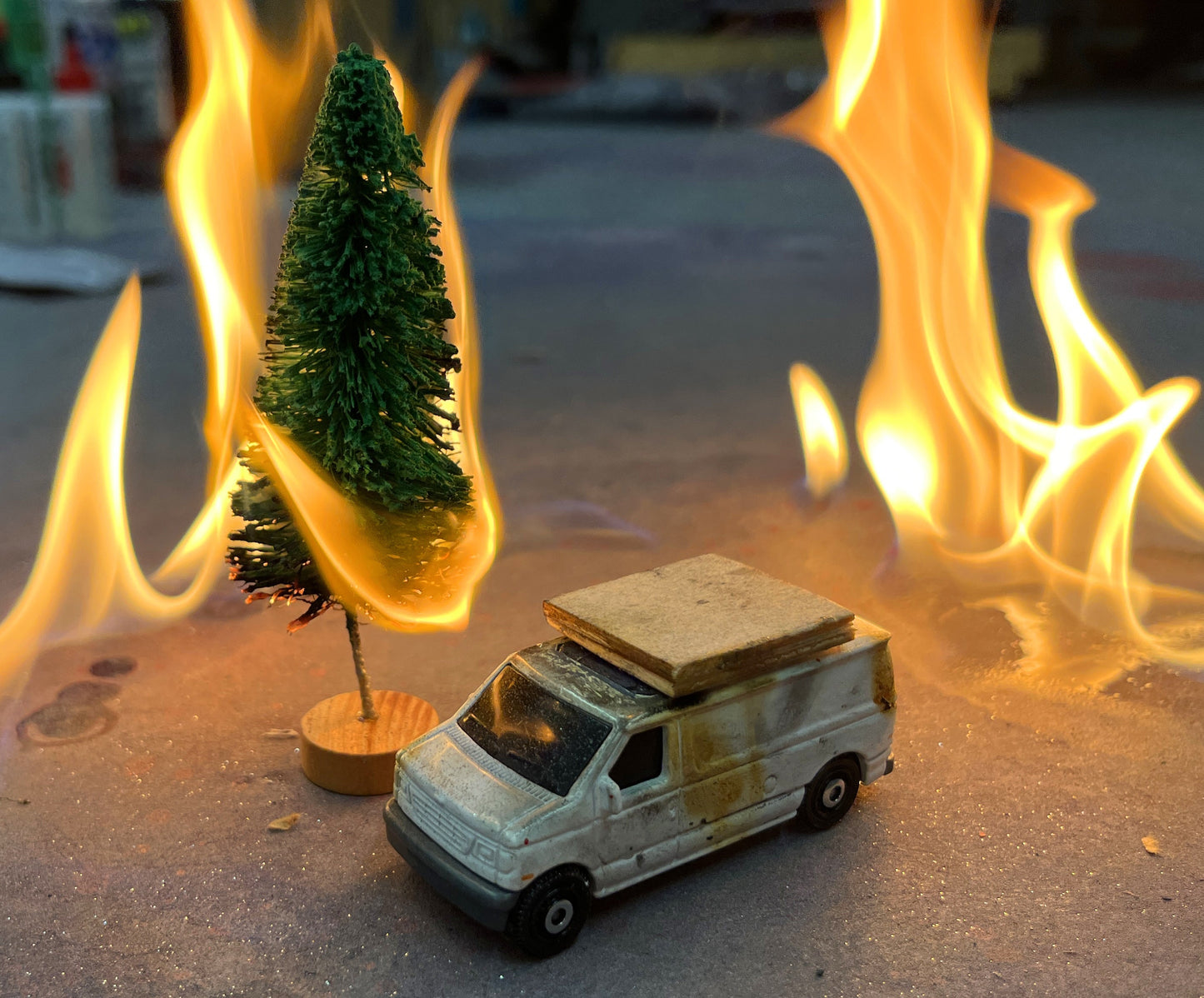 SIGNED destruction van destruction set 8.5 METALLIC BLUE