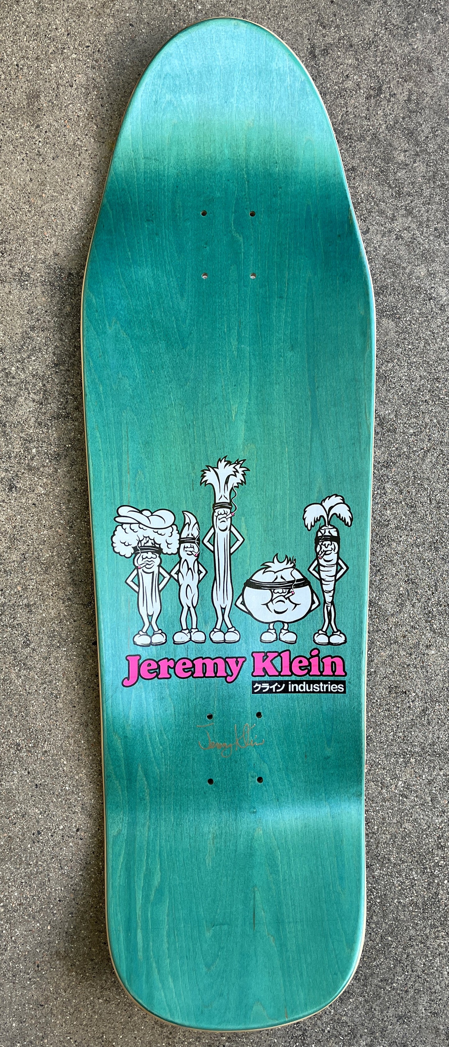 SIGNED MATTE BLACK jeremy klein silk screened candy bar board 9.75 X 31.75 wheelbase 14.5