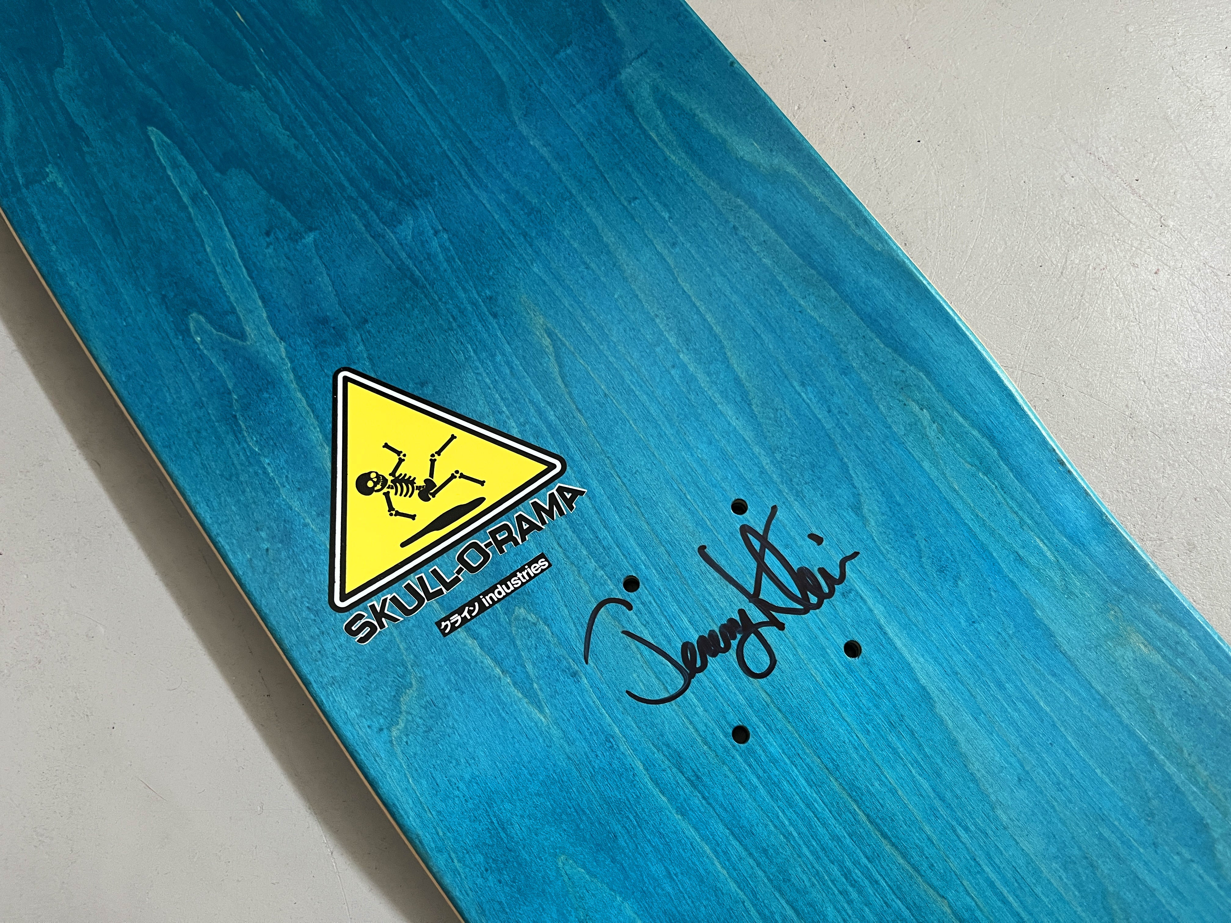 SIGNED black eye kid skull 9.5 X 31.75 wheelbase 14.25 hand