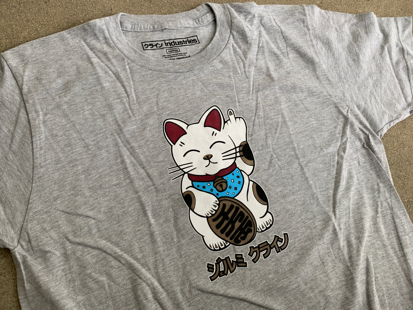 kawaii unlucky cat t-shirt HEATHER GREY