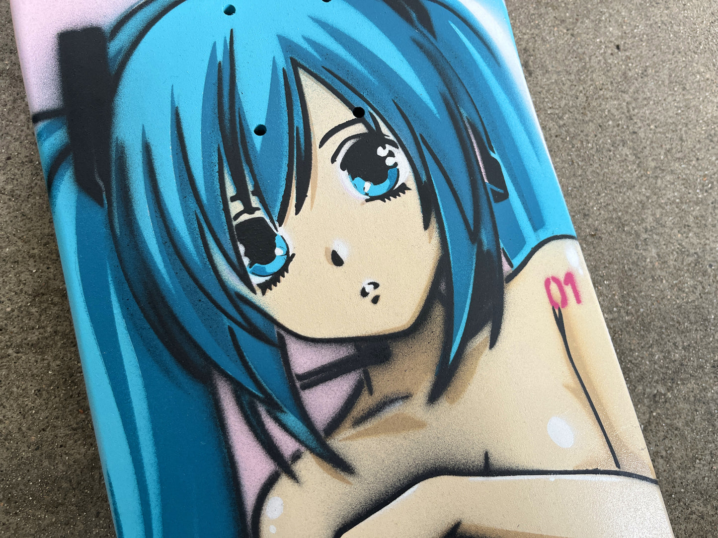 SIGNED HAND PAINTED hatsune board PINK